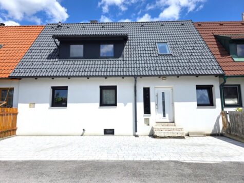 Stilvoll saniertes Wohnhaus mit modernem Wohnkomfort in Ternitz, 2630 Ternitz, Haus