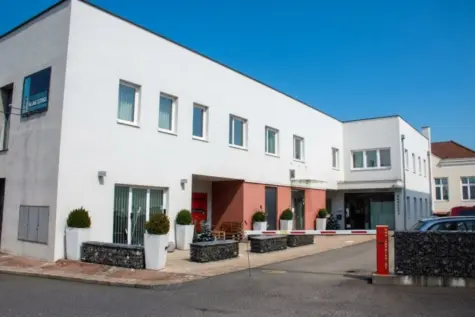 Exklusive 2-Zimmer Mietwohnung im Herzen von Neunkirchen inkl. 2 Parkplätze, 2620 Neunkirchen, Wohnung