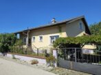 Bild - Wohnen in Eggendorf: Gepflegter Bungalow mit 5 Zimmer und Garten