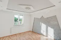 EG