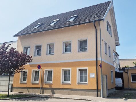 Büro/Praxis in Neunkirchen! Top Lage mit Stellplatz!, 2620 Neunkirchen, Büro / Praxis