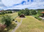 Bild - Zweifamilienhaus mit weitläufigem Garten