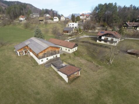 arrondiertes landwirtschaftliches Anwesen in ruhiger Lage, 2640 Raach am Hochgebirge, Bauernhof