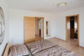 Bild - Modernes Wohnhaus in ruhiger Siedlungslage mit Fernblick