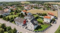 Bild - Modernes Wohnhaus in ruhiger Siedlungslage mit Fernblick